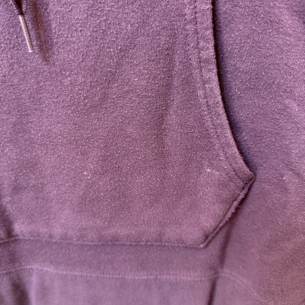 Under Armour Sweatshirt - Picture 6 of 7
